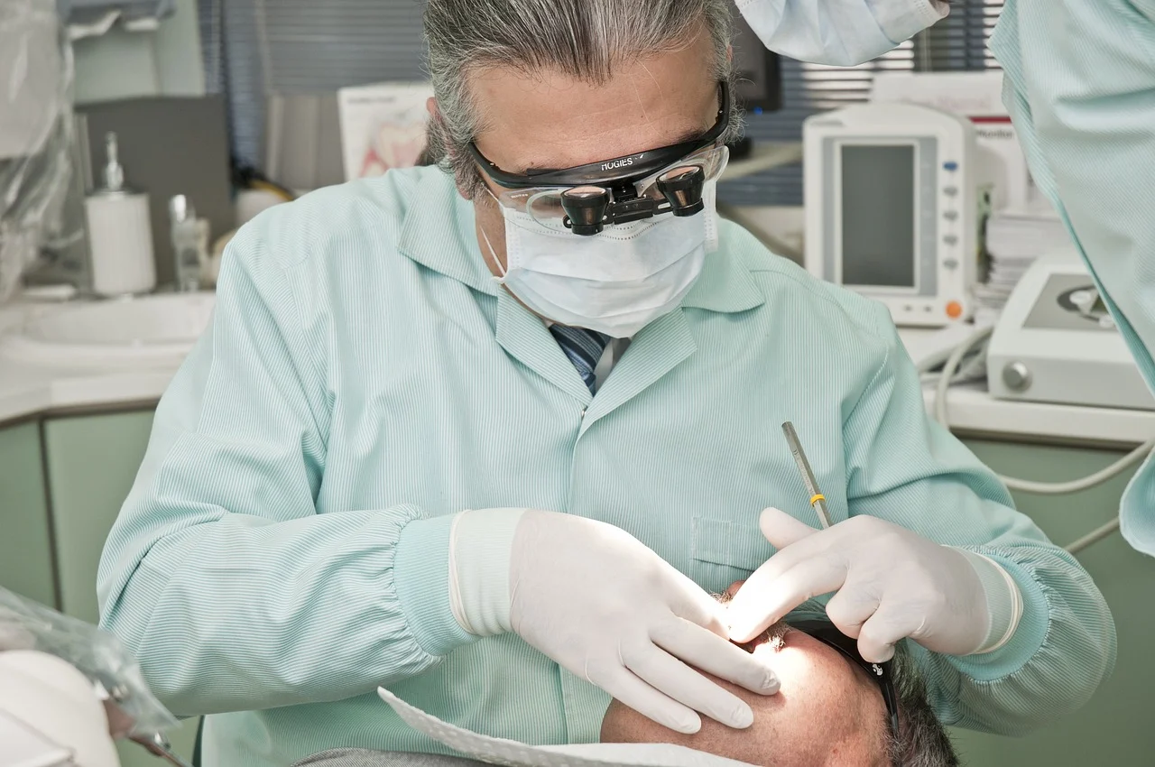 cat dureaza o igienizare dentara