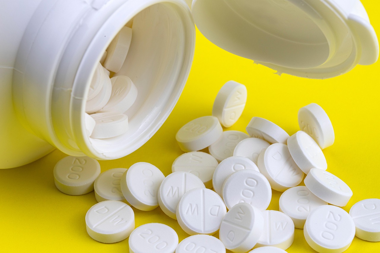 Vitamina D si tiroida autoimuna: legatura, analize si solutii